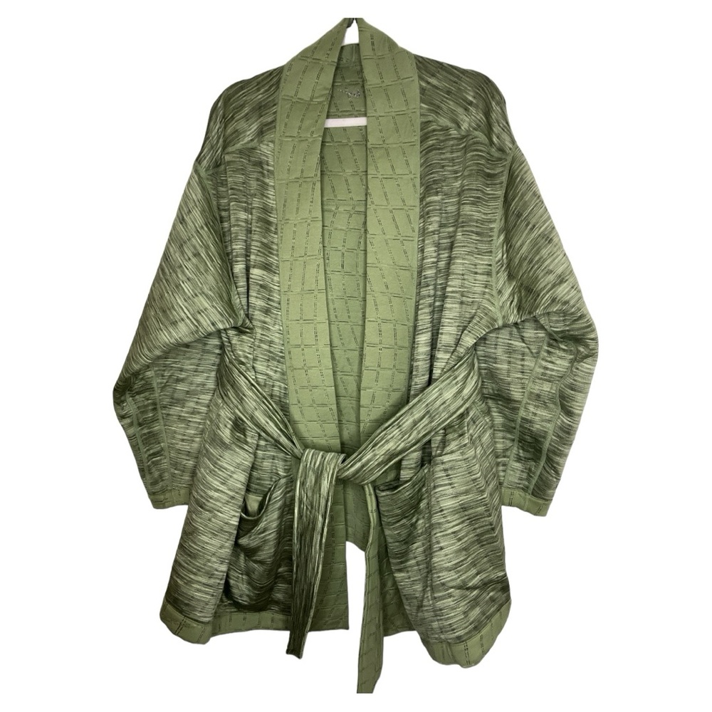 Nike Therma-FIT Luxe Yoga Reversible Wrap Jacket size 2X - Picture 8 of 11